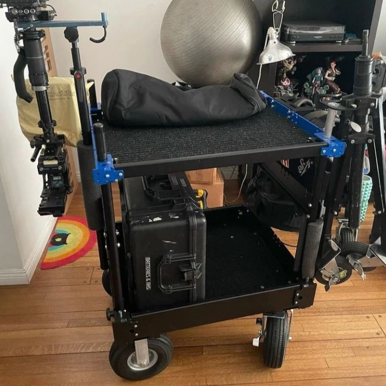 Load image into Gallery viewer, Steadicam Tripod Hook